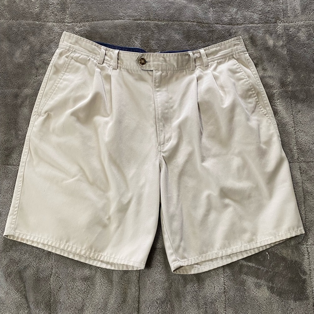 Bugle Boy Men's Classic Beige Shorts (868)